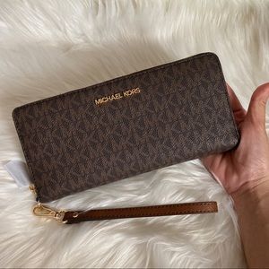 LARGE MK CONTINENTAL WALLET